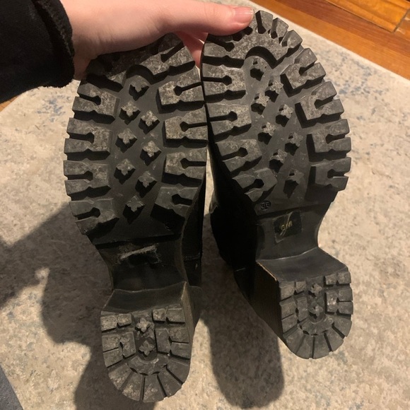 Chunky Black Booties - Picture 4 of 4